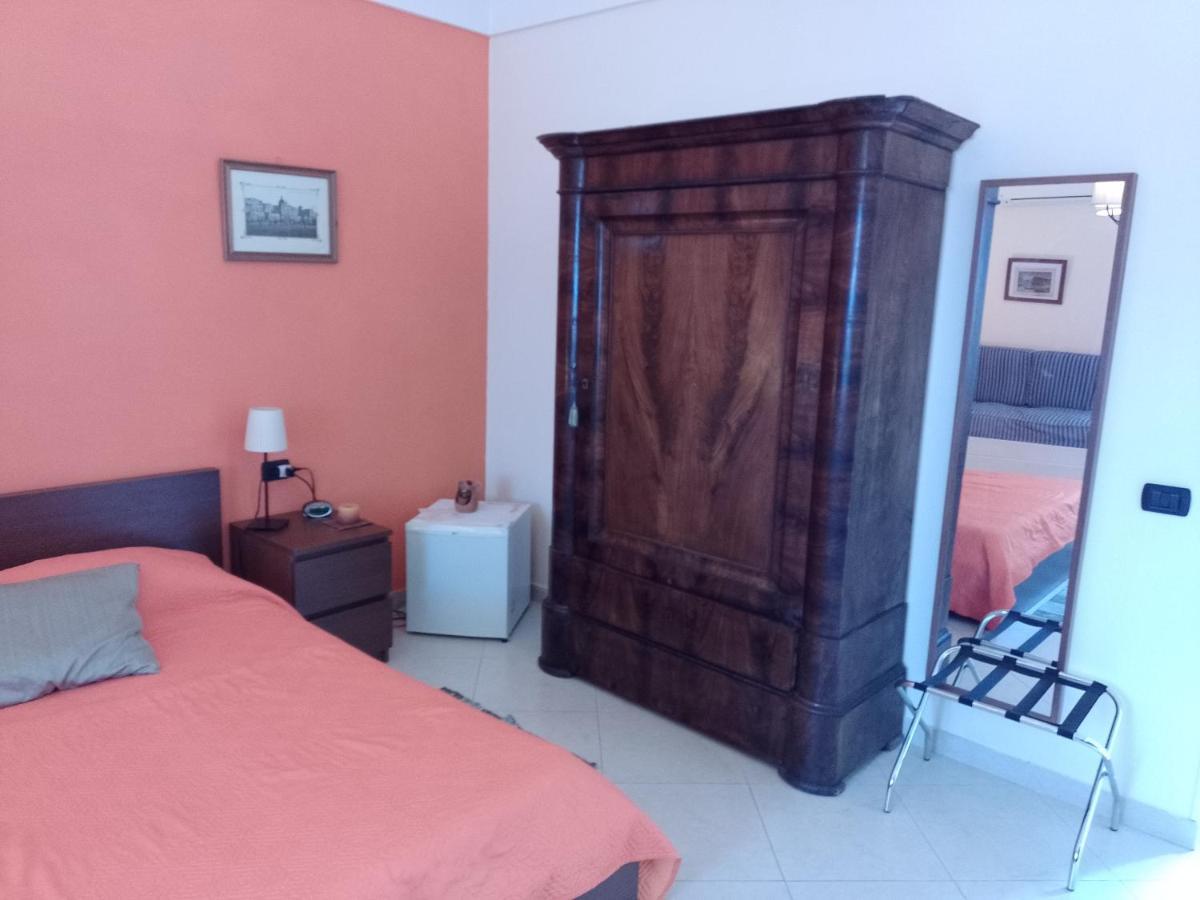 B&B Cupole E Campanili 나폴리 외부 사진